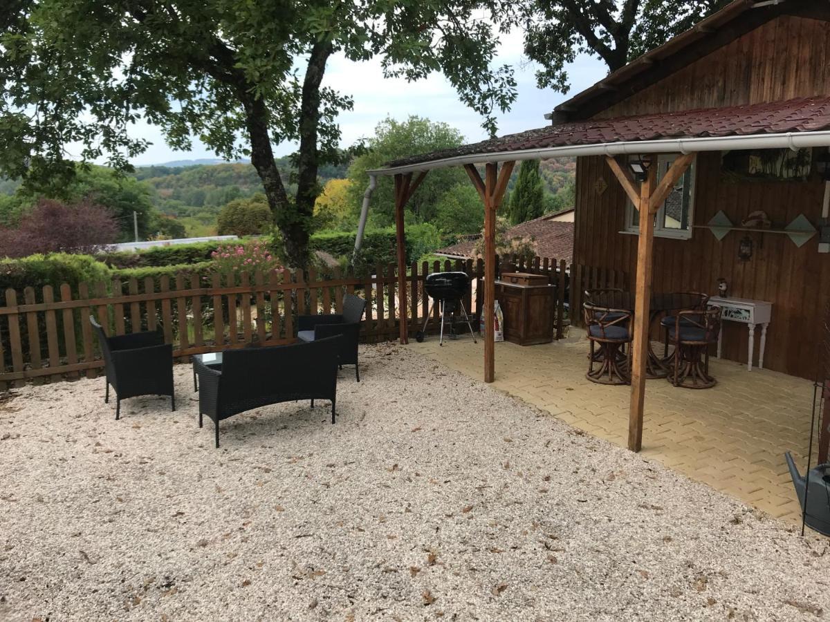 Chalet Lumineux Au Coeur Du Perigord Noir La Machome Экстерьер фото